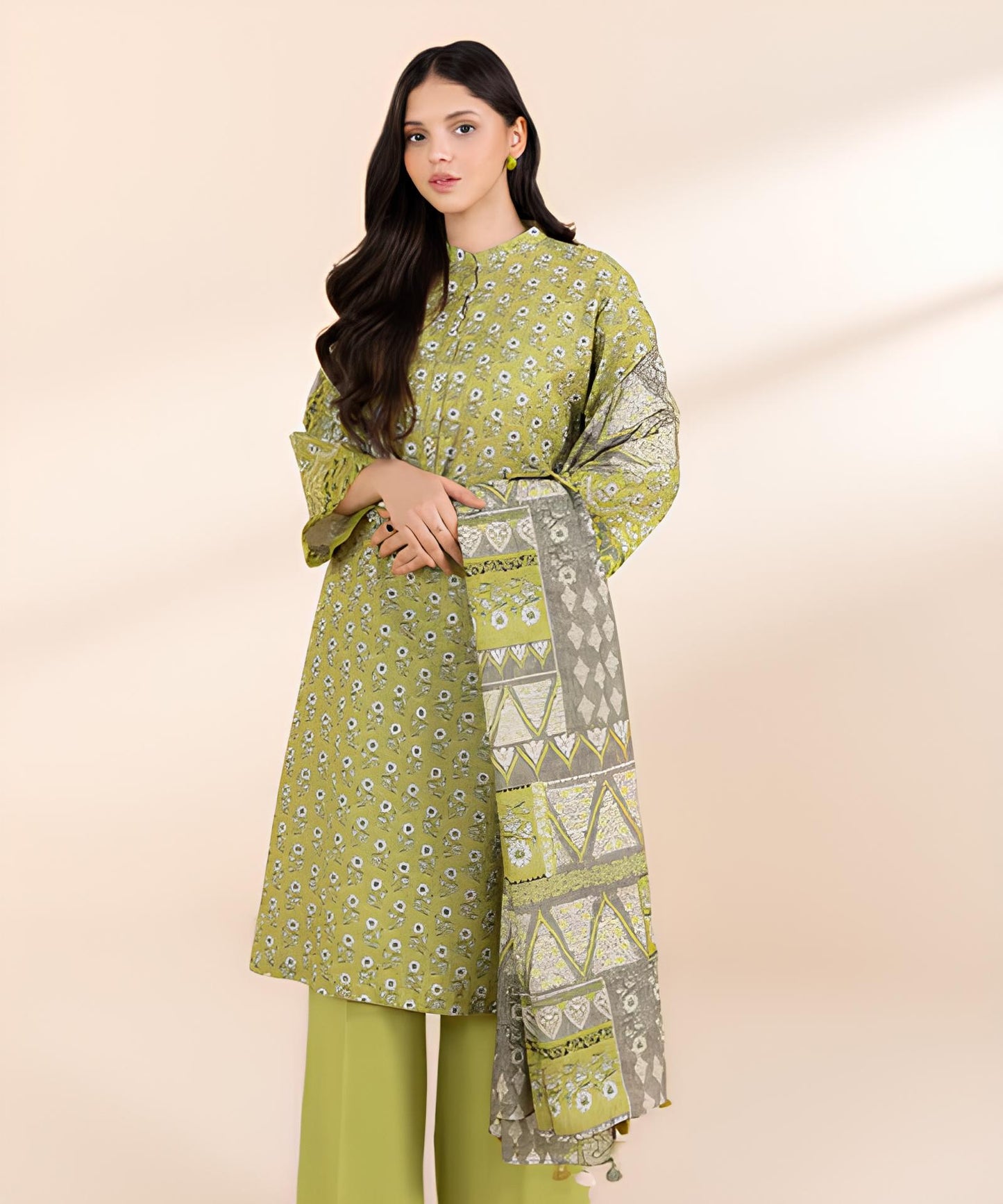 3 Piece - Embroidered Light Khaddar Suit